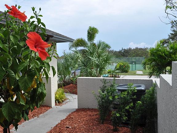 Front Entry - view 2