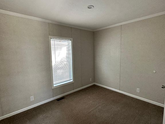 4th image of 673 Armstrong St Lot 102
