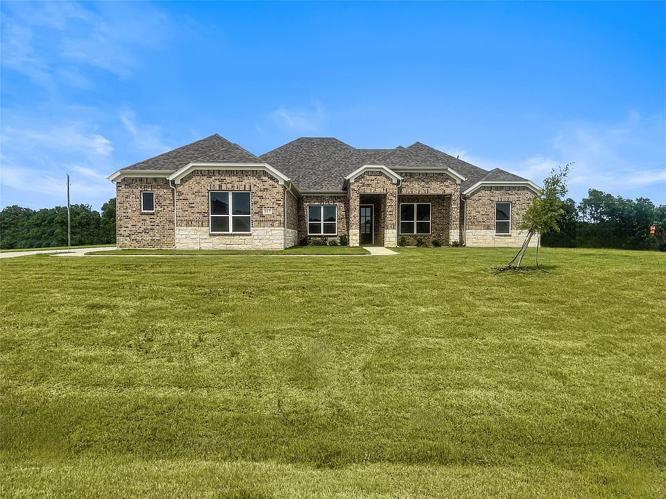 1st image of 117 Aiden Dr