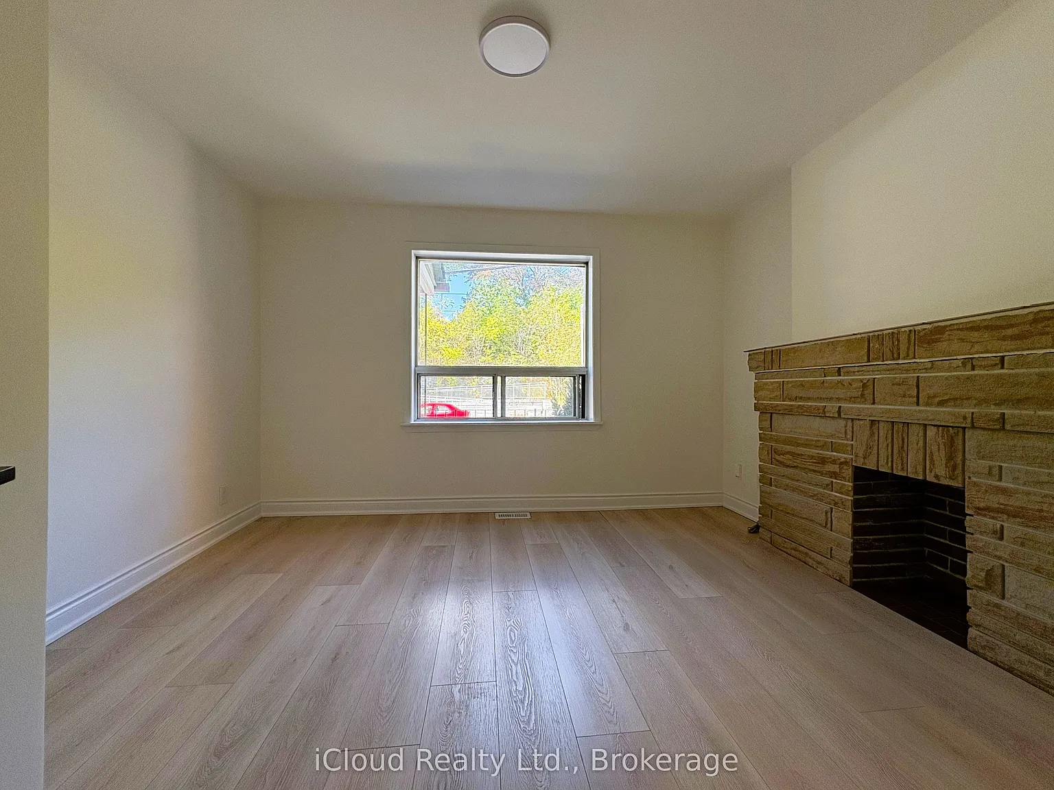 2 bed, $2,700 — Photo 4