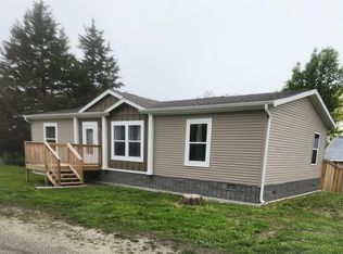 804 West St, Stewartsville, MO 64490