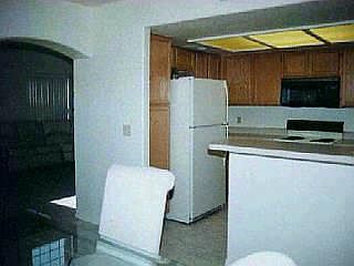 4th image of 132 N Champagne Pl #0