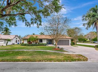 1221 SW 59th Ave, Plantation, FL 33317