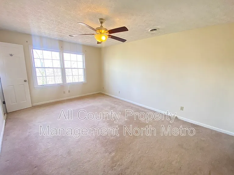 320 Six Branches Ct — Photo 12