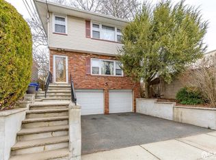71 Maple St, West Orange, NJ 07052