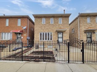 1350 W 32nd St #A, Chicago, IL 60608