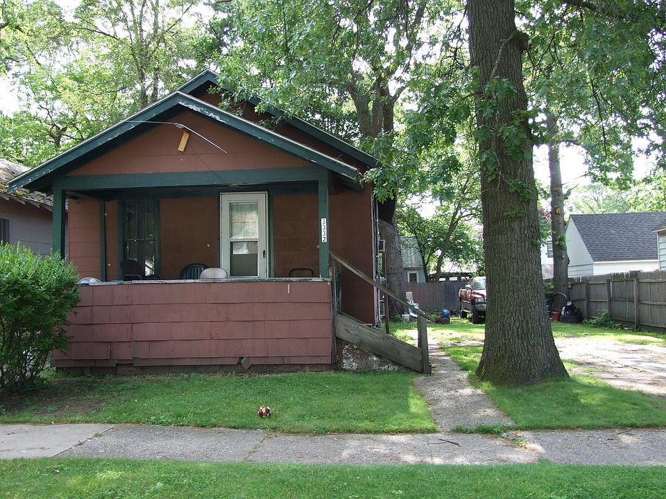 1st image of 3332 5th St
