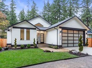 16368 SW Lake Forest Blvd, Lake Oswego, OR 97035