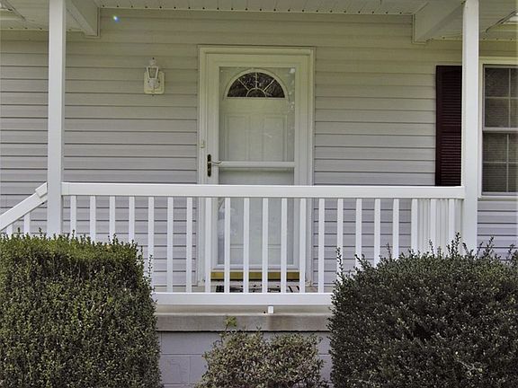4th image of 539 Cabin Point Dr