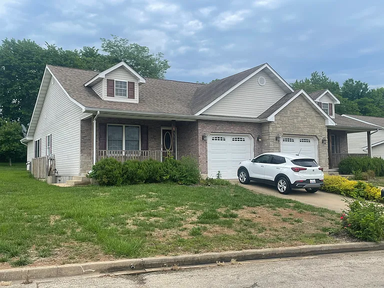 Timberline Dr — Photo 1