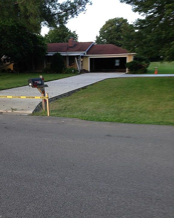 1st image of 29 Luteran Ln