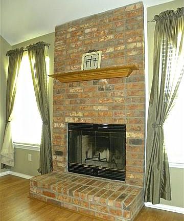 4th image of 4801 Sterling Manor Dr