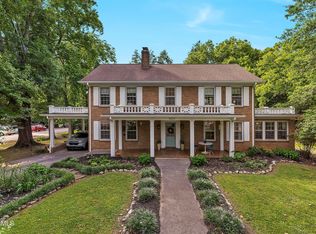 1023 Oak Park Ave, Maryville, TN 37803