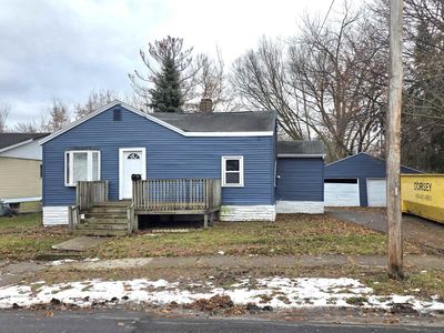 302 E Clara St, Bay City, MI, 48706