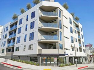 10431 Santa Monica, Los Angeles, CA 90025