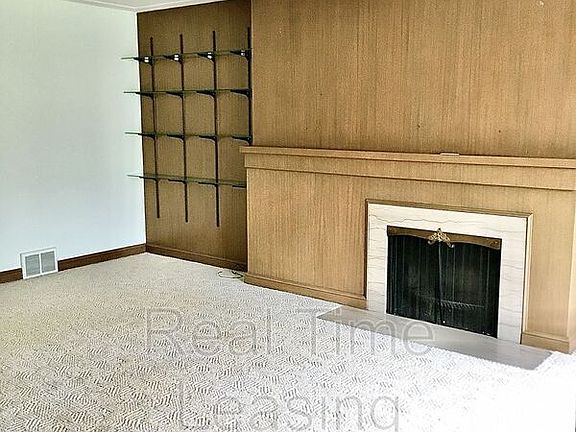 2nd image of 5020 Sheridan Ave S