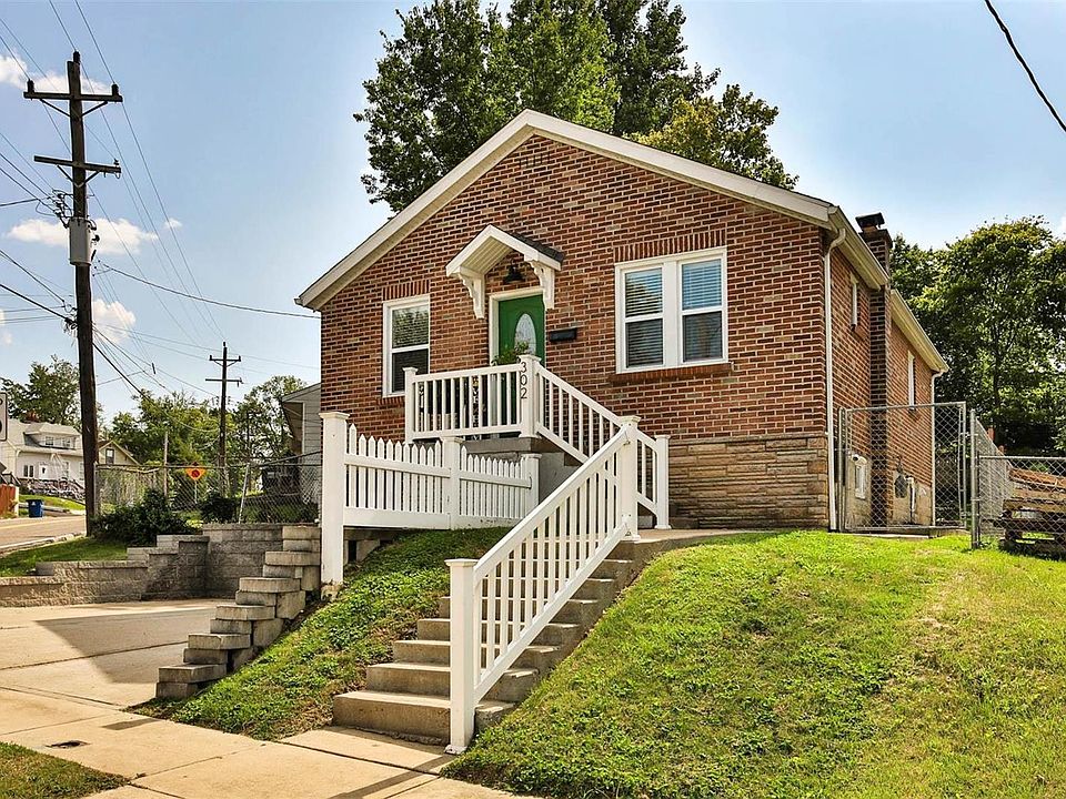 1st image of 302 Bayless Ave