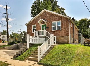 302 Bayless Ave, Saint Louis, MO 63125