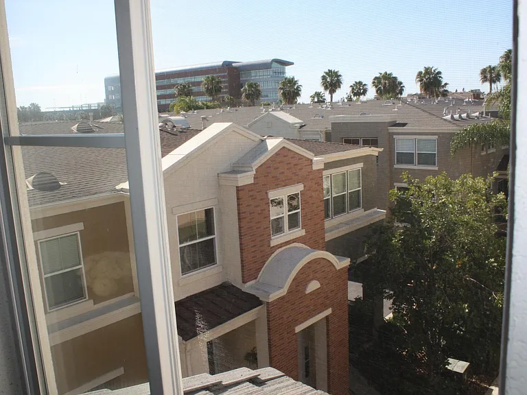 4939 Haight Trl — Photo 16