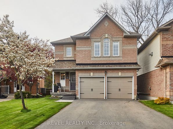 1218 Monica Cook Pl, Pickering, ON L1W 4A4