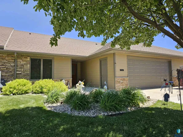 714 E Highway 38 Hwy, Hartford, SD 57033