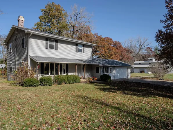 7773 Carl Springs Rd, Wapella, IL 61777