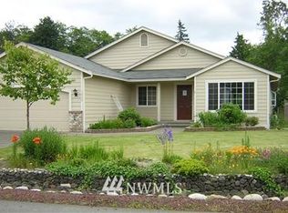 1050 Eagle Crest Pl, Pt Orchard, WA 98366