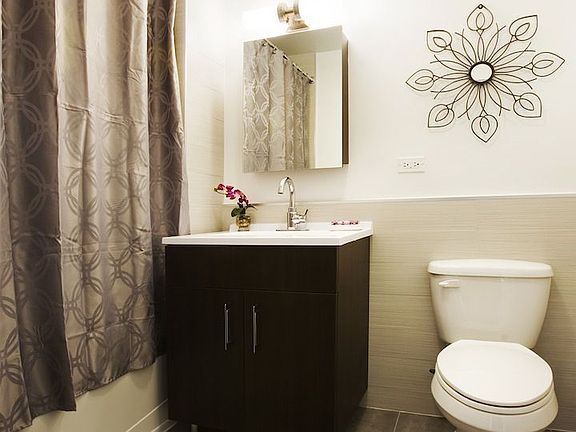2nd image of 260 W 26th St APT 4D