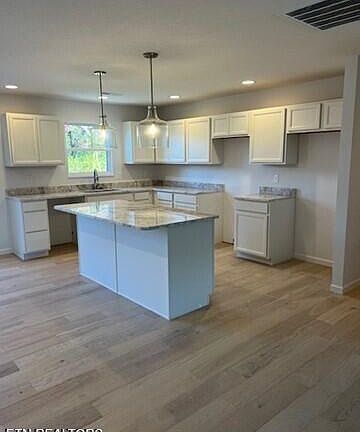 3rd image of 3243 Truitt Path Ln