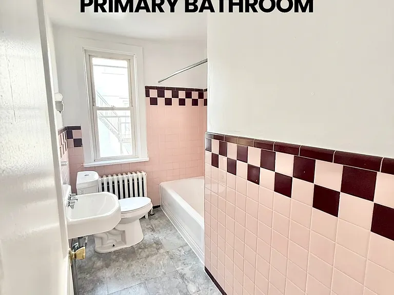 301 Lafayette St #G — Photo 8