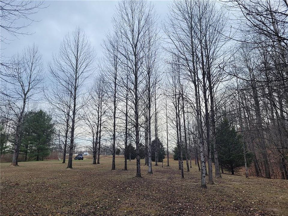 2nd image of 900 Private Road 900 W