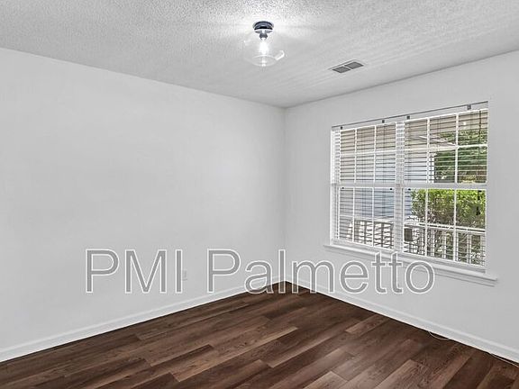 5th image of 212 Brookstone Way