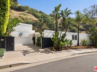 2060 N Beverly Dr, Beverly Hills, CA 90210