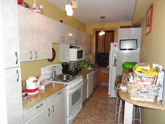 Sold by Brooklyn Finest Properties | media 2