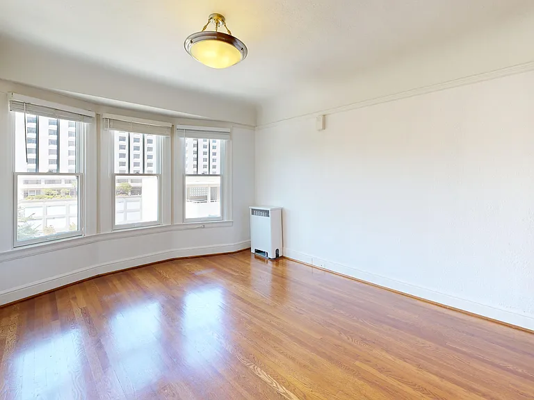 500 Stanyan Street — Photo 25