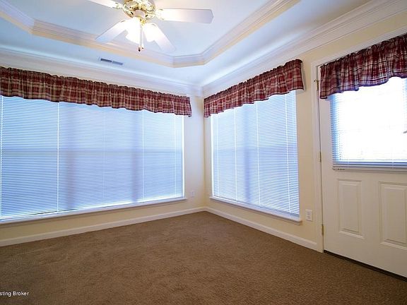 10019 Chenowith Vista Way 25