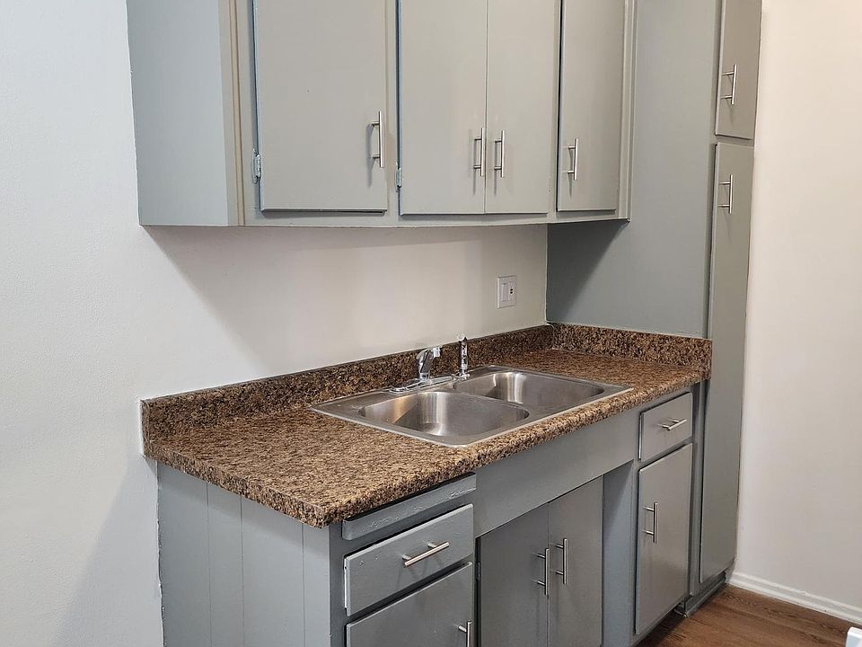 1st image of 850 Brightwood St APT J