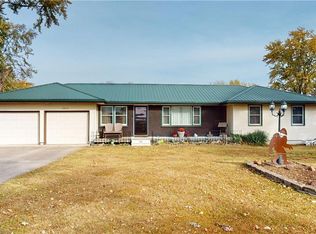 14810 Fairmount Rd, Basehor, KS 66007