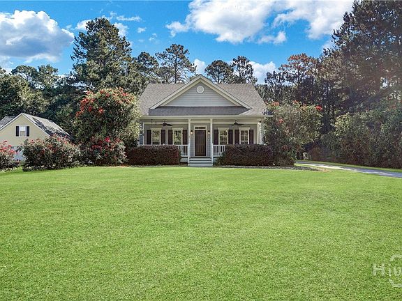 3rd image of 467 Bothwell Drive