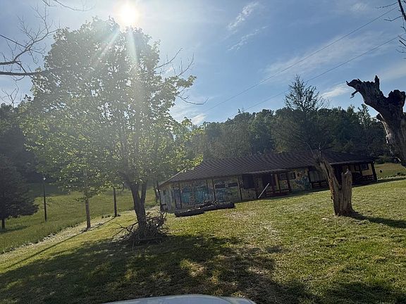 3rd image of 149 County Rd