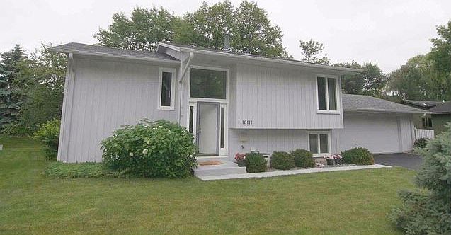 1st image of 110111 Friendship Ln N