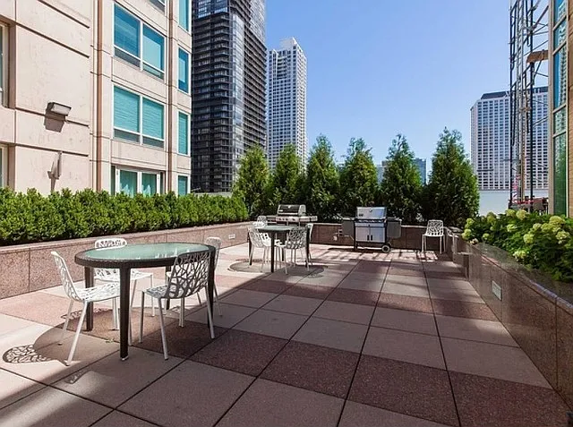 33 W Ontario St #31E — Photo 13