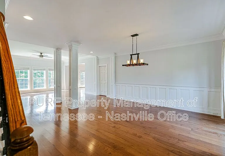 1214 Broadmoor Cir — Photo 21