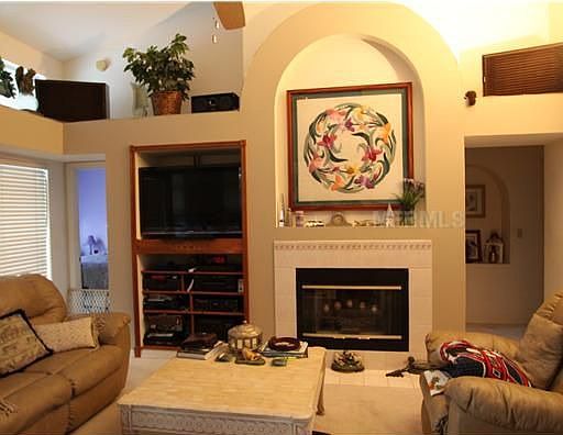 4th image of 102 Birkwood Ct