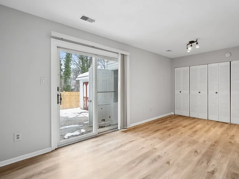 7907 Timarand Ct — Photo 20
