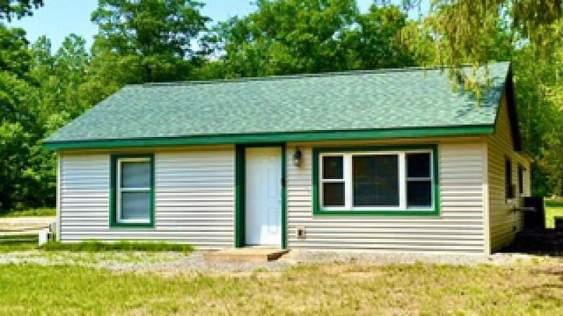 1st image of 271 E Ritchie Rd