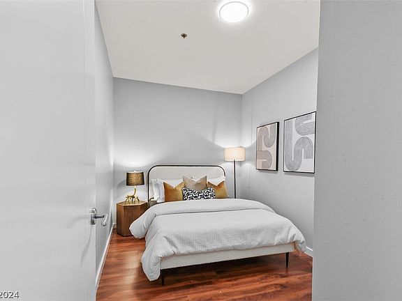 5th image of 4575 Dean Martin Dr Unit 2803