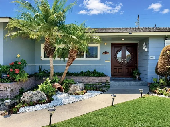 1450 W Wedgewood Dr, Anaheim, CA 92801