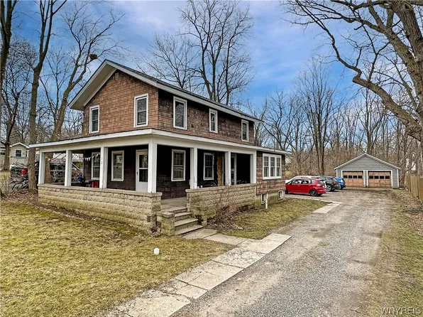 52 North St, Geneseo, NY 14454