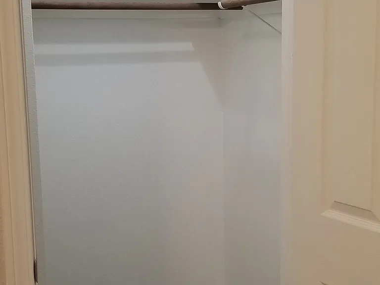 Walk in closet
